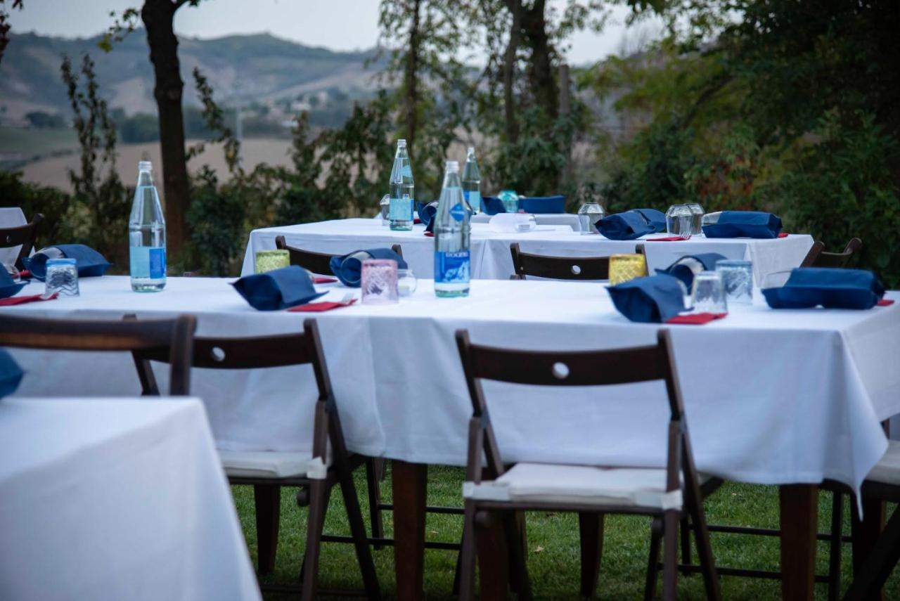Recchi Franceschini Bike Hotel Last - Minute - Availability Montalto delle Marche ภายนอก รูปภาพ