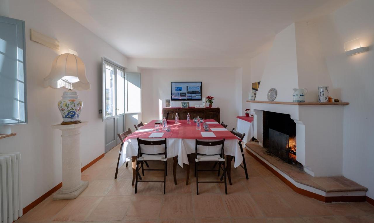 Recchi Franceschini Bike Hotel Last - Minute - Availability Montalto delle Marche ภายนอก รูปภาพ