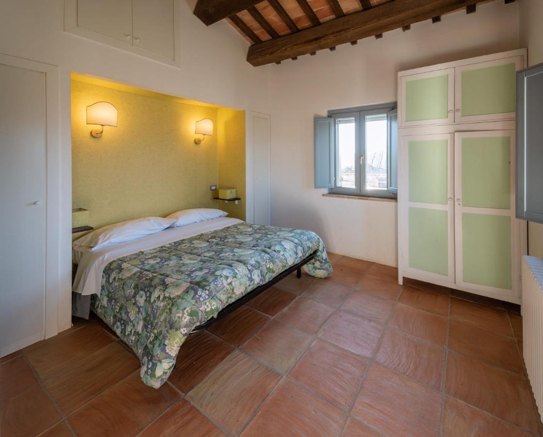 Recchi Franceschini Bike Hotel Last - Minute - Availability Montalto delle Marche ภายนอก รูปภาพ